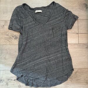 ambercrombie tee